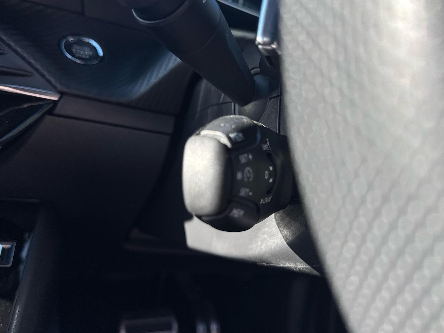 Used Peugeot 2008 2023 for sale - 76675451: Photo 17