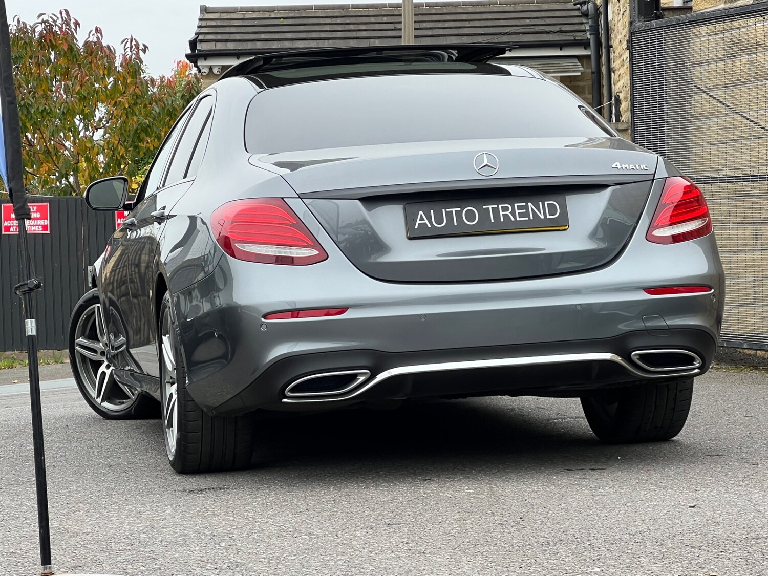 Used Mercedes-Benz E Class 2018 for sale - 76596668: Photo 21