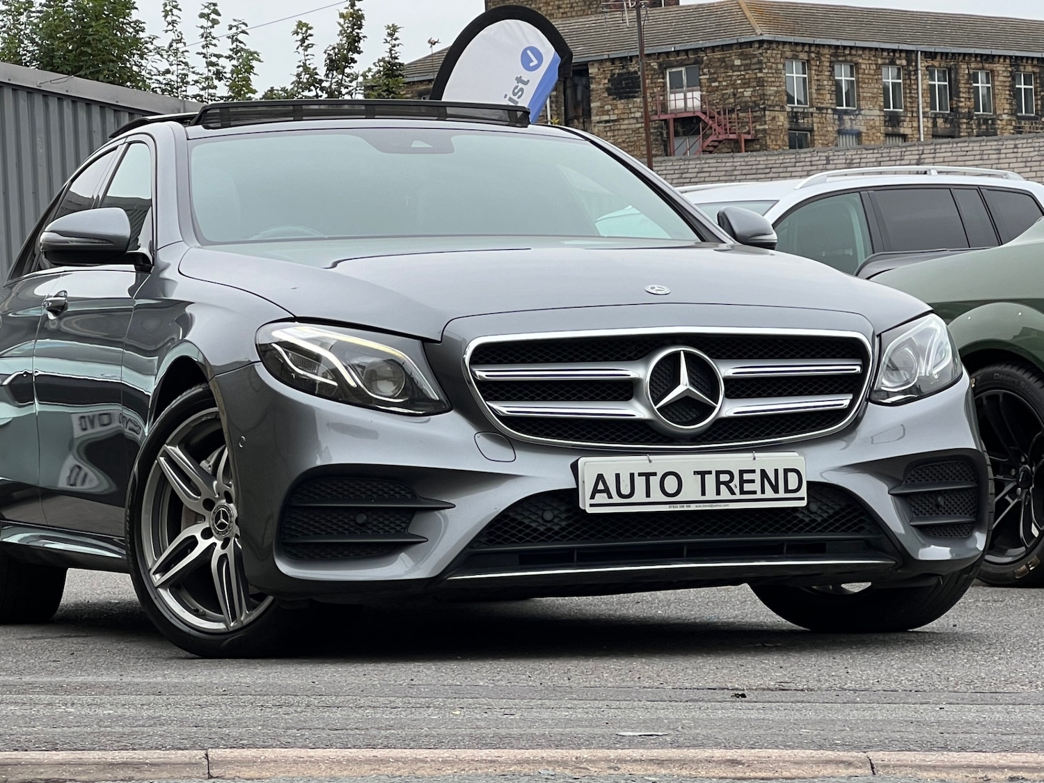 Used Mercedes-Benz E Class 2018 for sale - 76596668: Photo 4