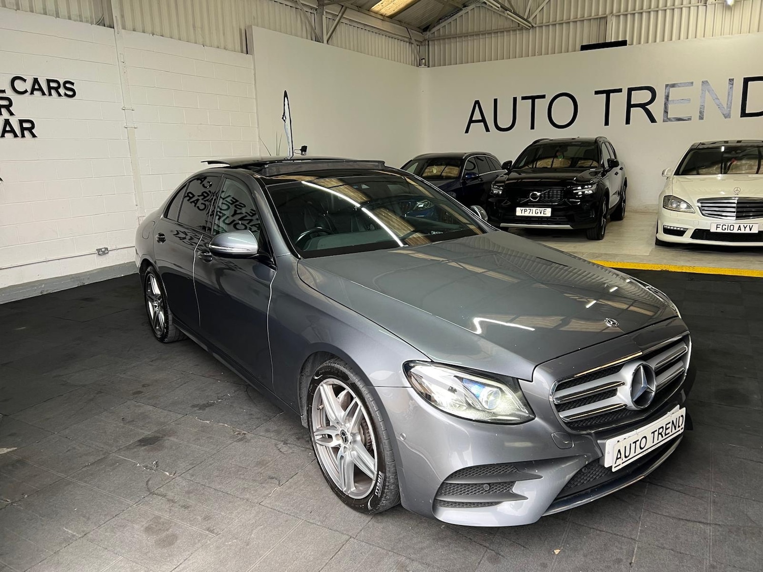 Used Mercedes-Benz E-Class 2018 for sale - 76114152: Photo 2