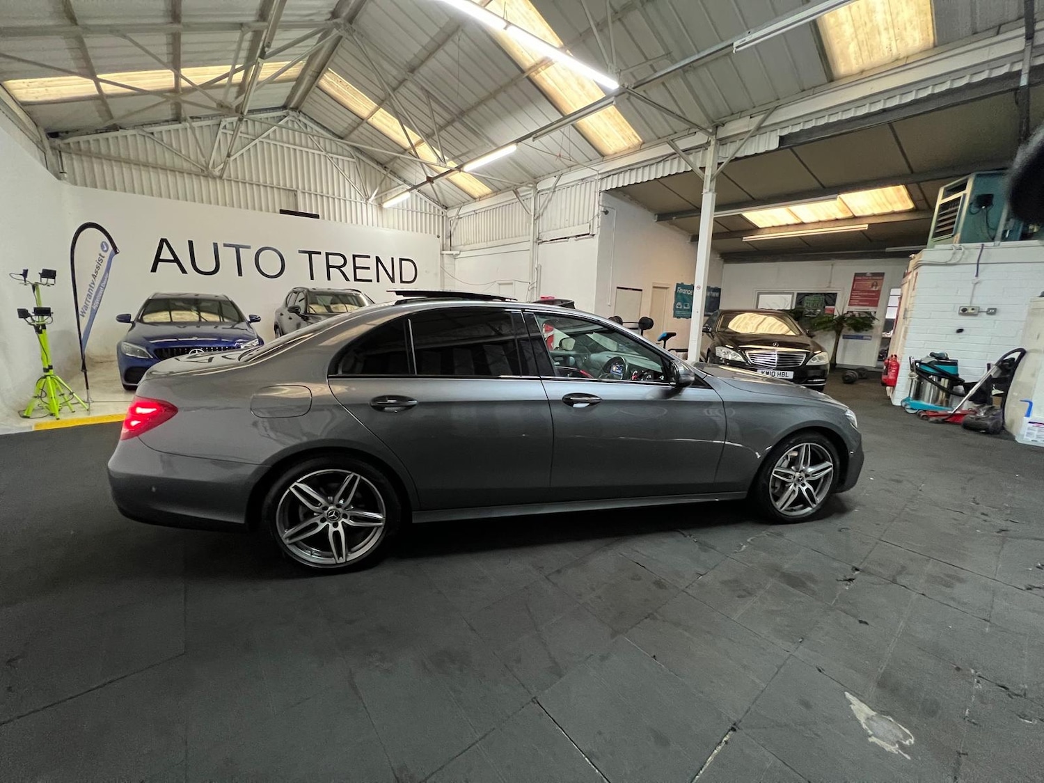 Used Mercedes-Benz E-Class 2018 for sale - 76114152: Photo 25
