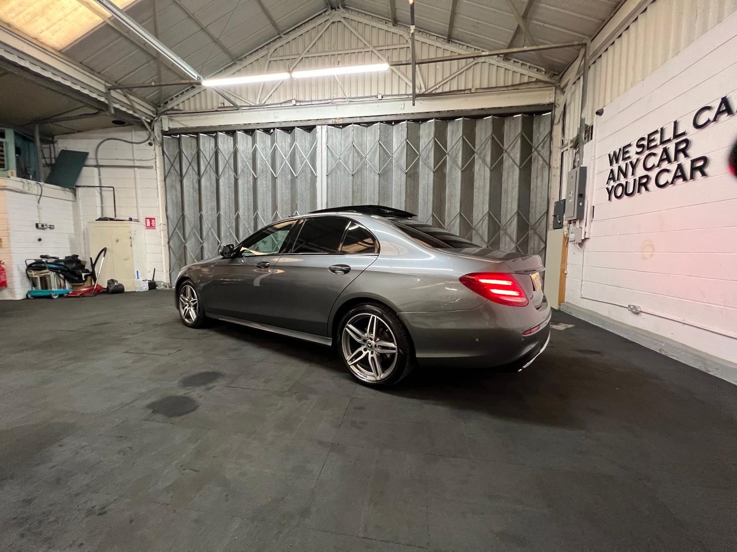 Used Mercedes-Benz E-Class 2018 for sale - 76114152: Photo 27