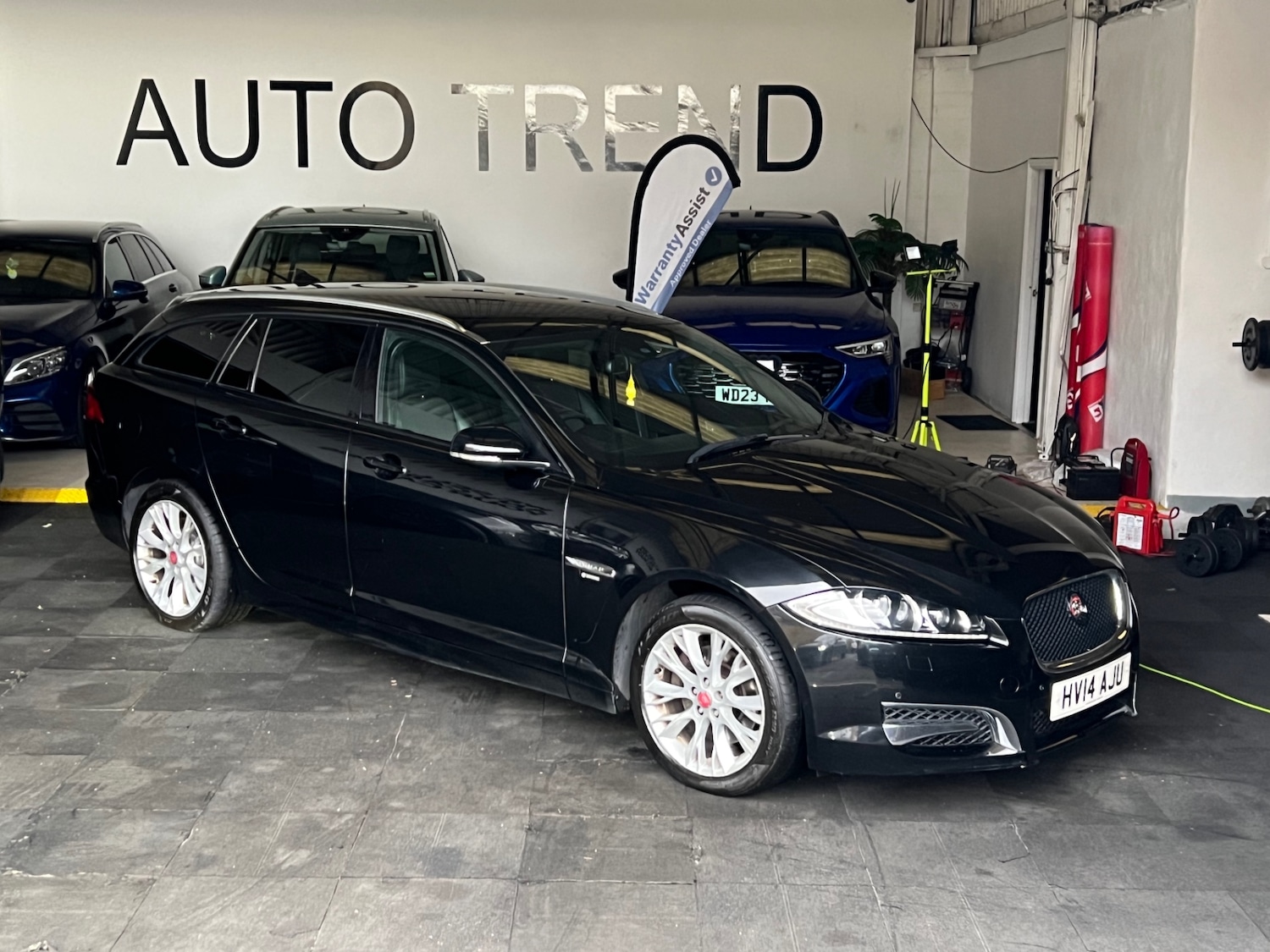 Used Jaguar XF 2014 for sale - 77603446: Photo 12