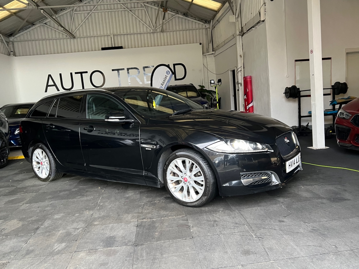 Used Jaguar XF 2014 for sale - 77603446: Photo 18