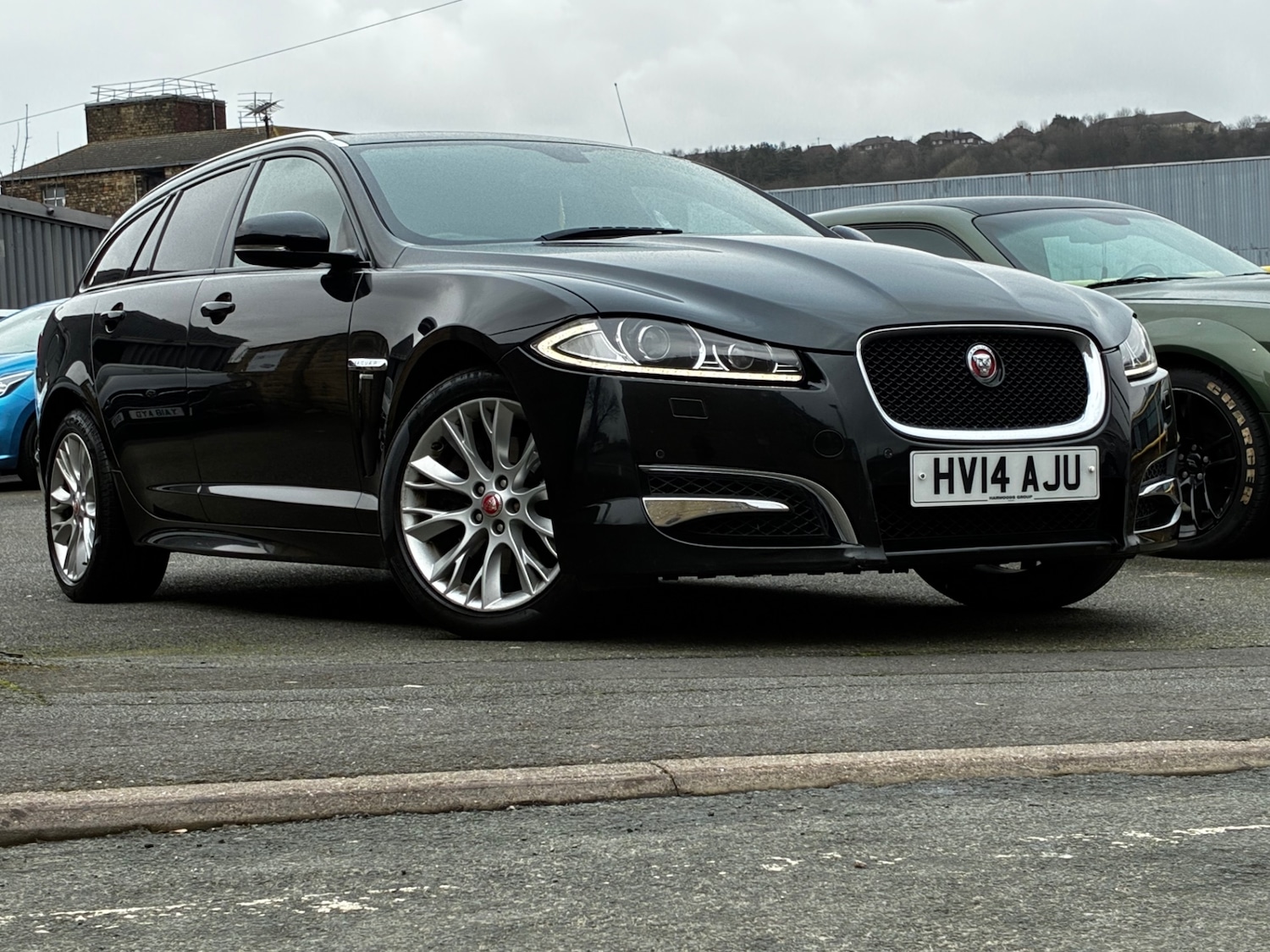 Used Jaguar XF 2014 for sale - 77603446: Photo 2