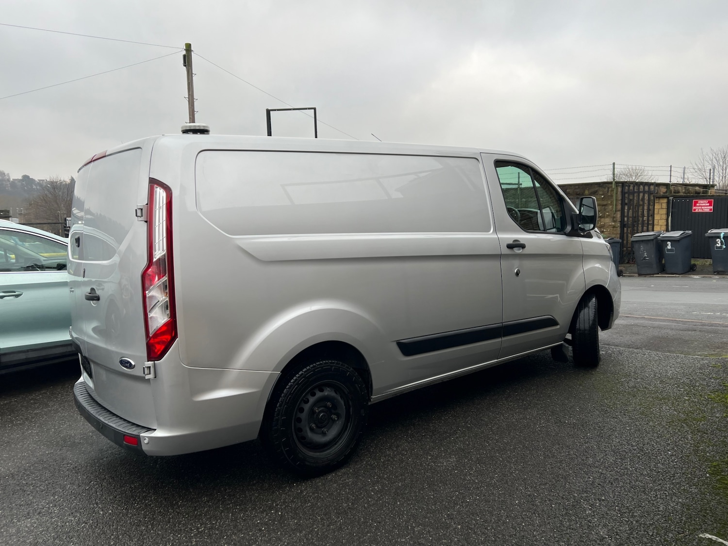 Used Ford Transit Custom 2023 for sale - 77024104: Photo 4