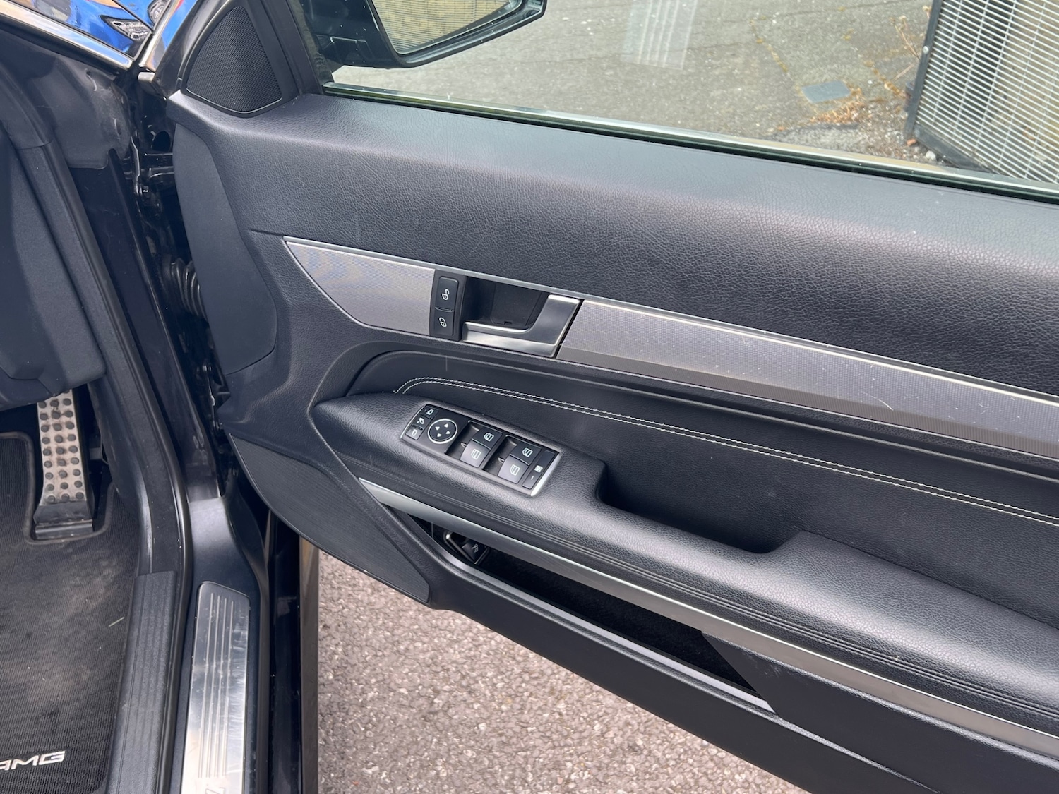 Used Mercedes-Benz E Class 2014 for sale - 76402210: Photo 11