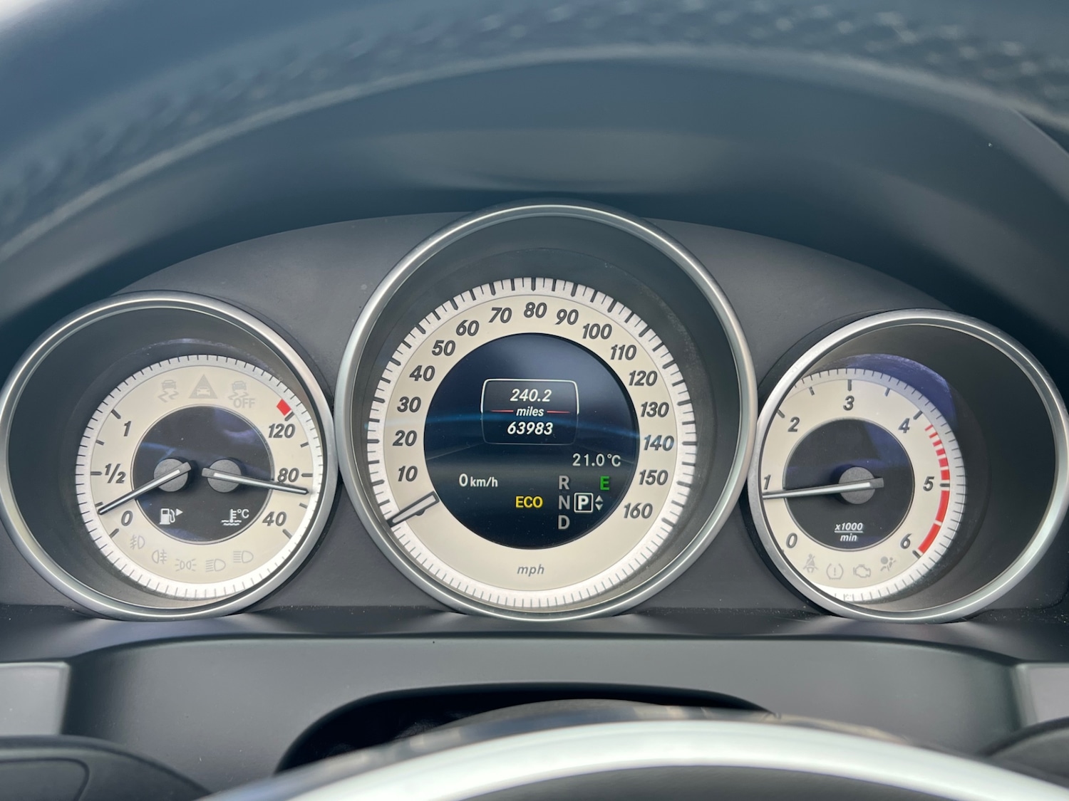 Used Mercedes-Benz E Class 2014 for sale - 76402210: Photo 17