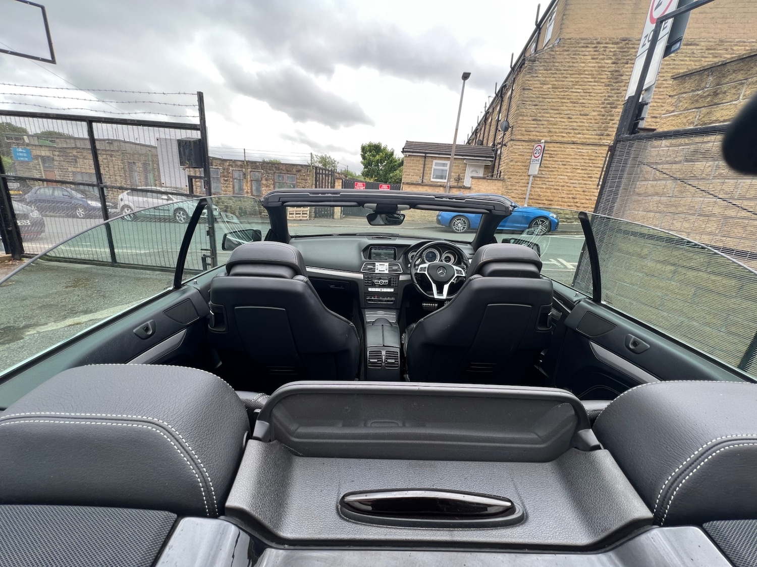 Used Mercedes-Benz E Class 2014 for sale - 76402210: Photo 19