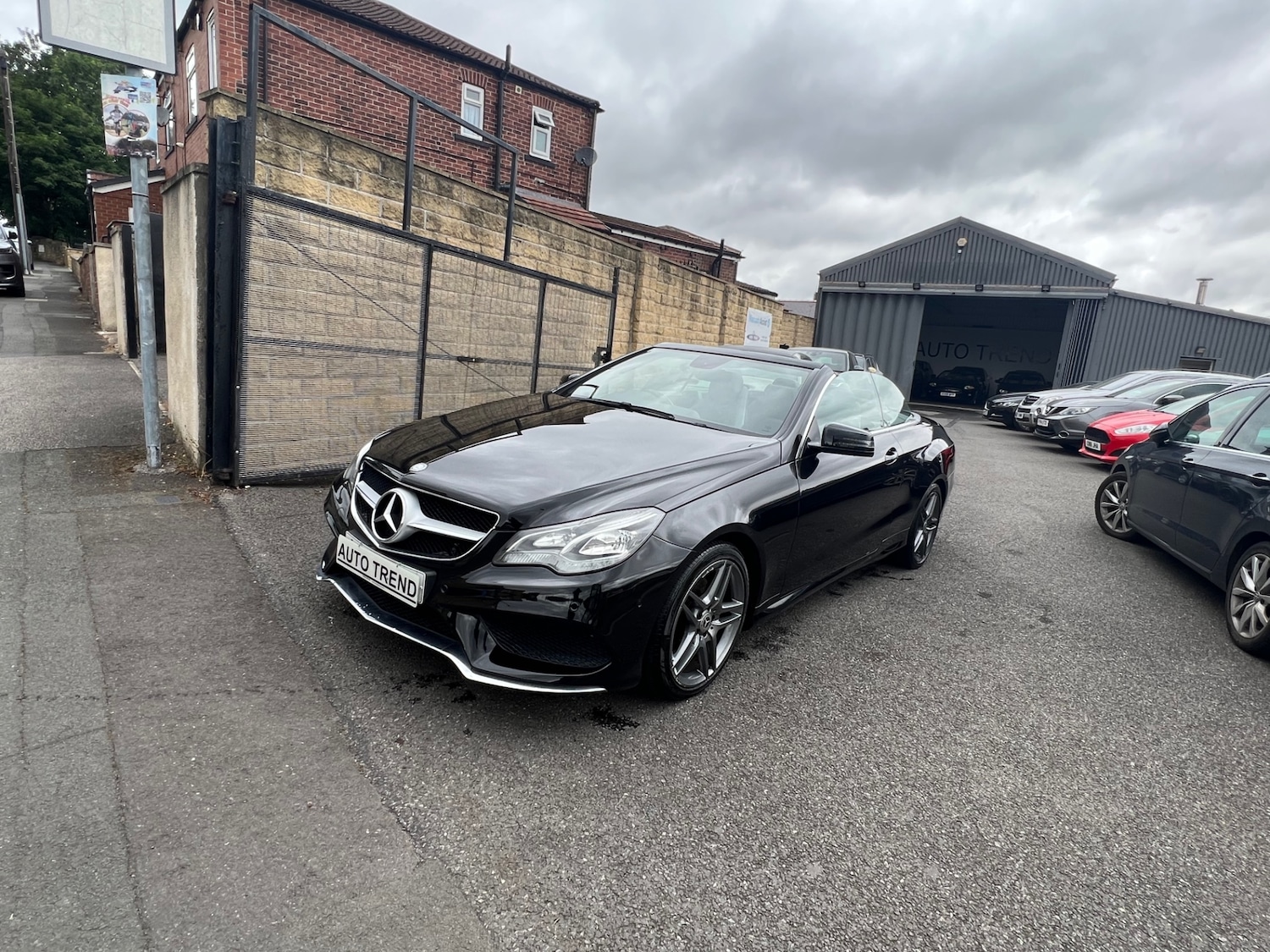 Used Mercedes-Benz E Class 2014 for sale - 76402210: Photo 24