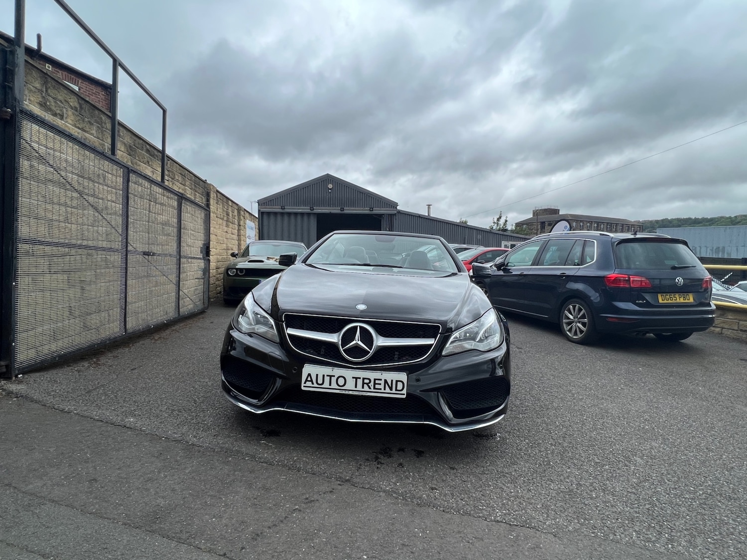 Used Mercedes-Benz E Class 2014 for sale - 76402210: Photo 25