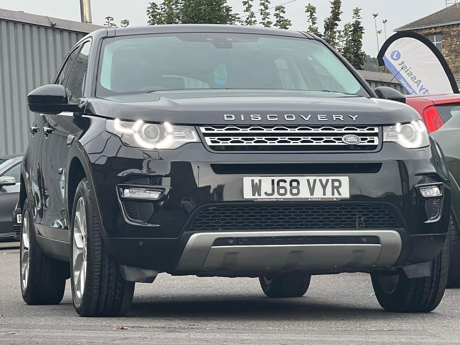 Used Land Rover Discovery Sport 2018 for sale - 76314049: Photo 2