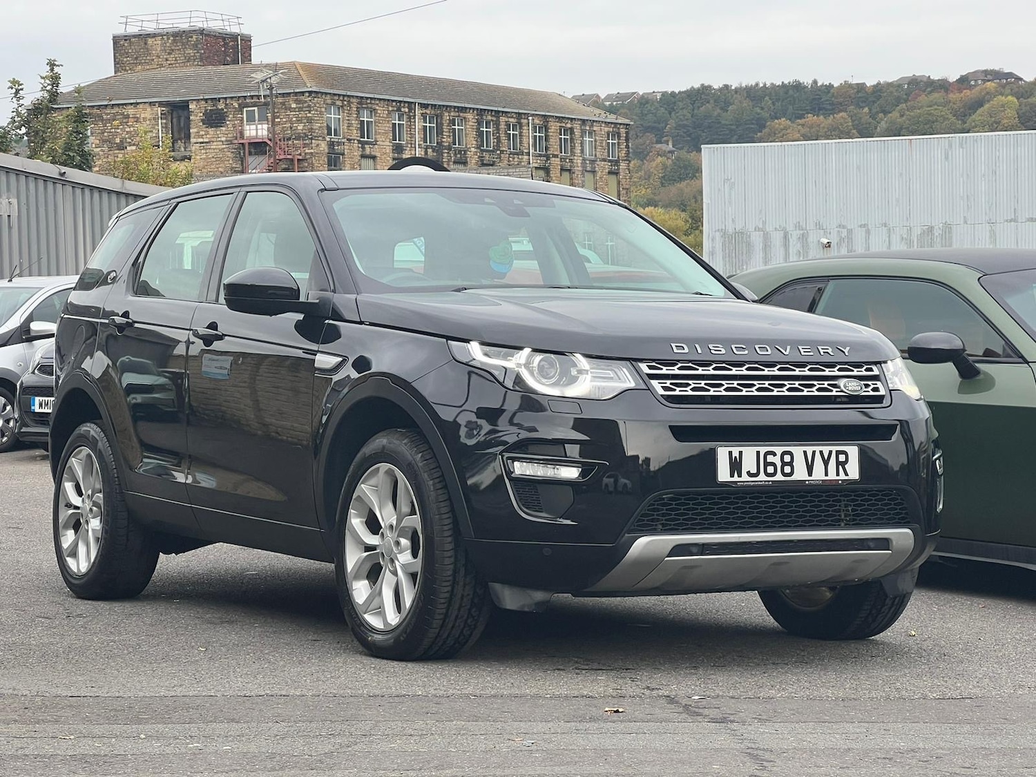 Used Land Rover Discovery Sport 2018 for sale - 76314049: Photo 3
