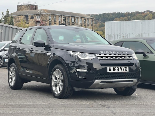 Used Land Rover Discovery Sport 2018 for sale - 76314049: Photo 3