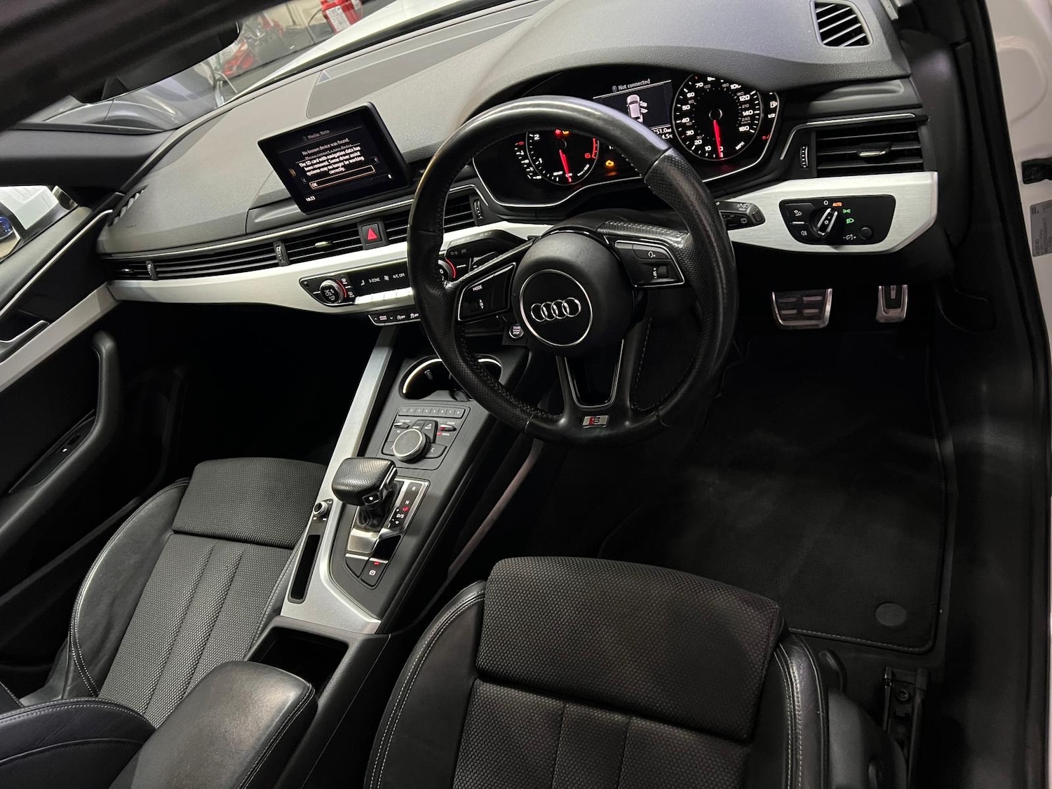 Used Audi A4 2016 for sale - 76197435: Photo 7