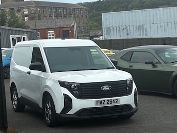 Used Ford Transit Courier 2024 for sale - 79102312: Photo