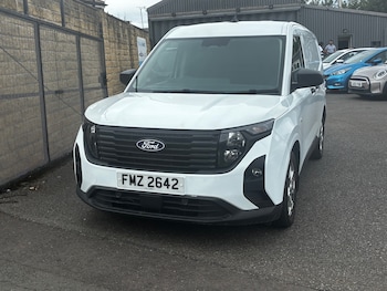 Used Ford Transit Courier 2024 for sale - 79102312: Photo