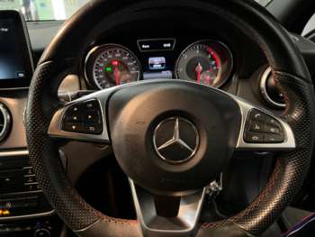 Used Mercedes-Benz GLA 2015 for sale - 72785405: Photo