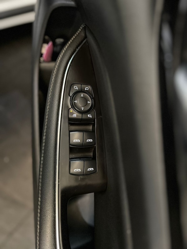Used Vauxhall Insignia 2019 for sale - 71143086: Photo 10