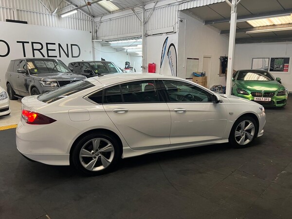Used Vauxhall Insignia 2019 for sale - 71143086: Photo 16