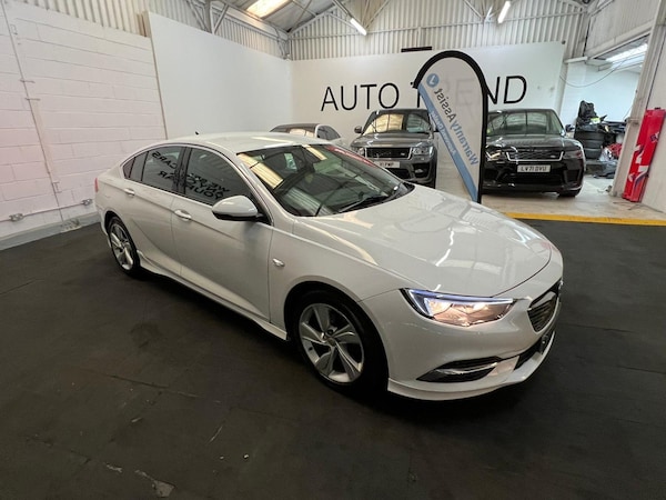 Used Vauxhall Insignia 2019 for sale - 71143086: Photo 1