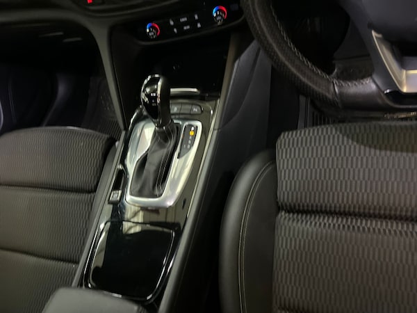 Used Vauxhall Insignia 2019 for sale - 71143086: Photo 8
