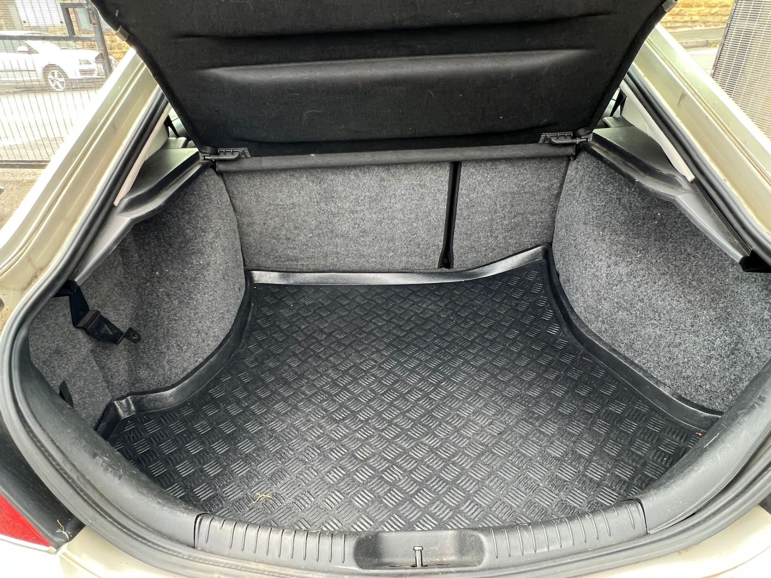 Used Ford Mondeo 2005 for sale - 75864882: Photo 10