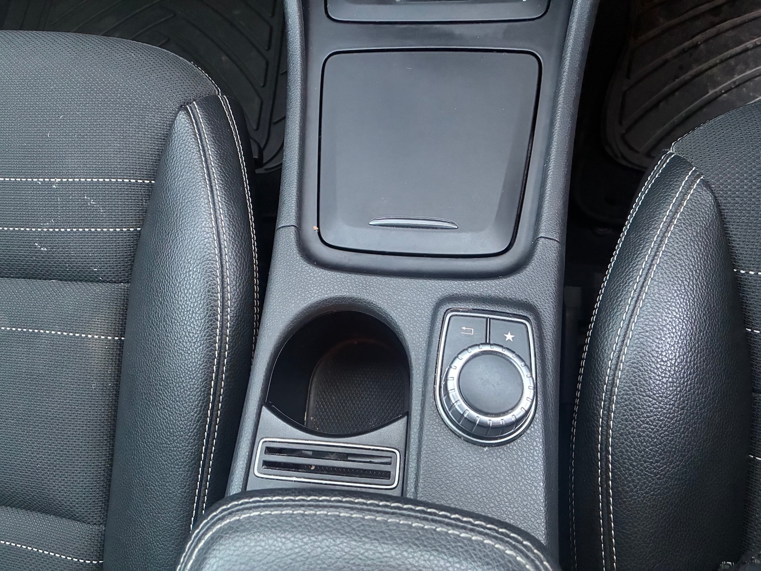 Used Mercedes-Benz CLA 2015 for sale - 77127579: Photo 10