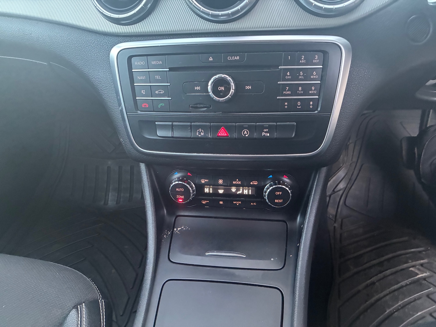 Used Mercedes-Benz CLA 2015 for sale - 77127579: Photo 9