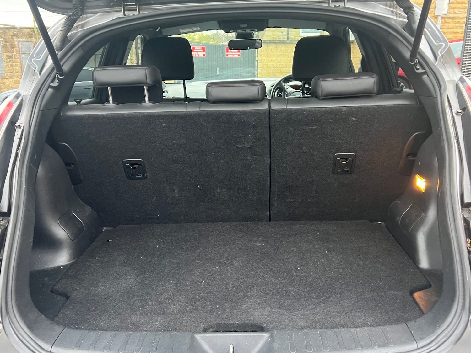 Used Nissan Juke 2015 for sale - 76664305: Photo 19