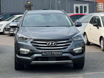 Used Hyundai Santa Fe 2017 for sale - 74822027: Photo