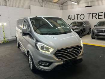 Used Ford Tourneo Custom 2018 for sale - 73010179: Photo