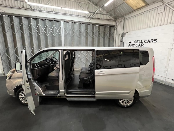 Used Ford Tourneo Custom 2018 for sale - 73010179: Photo 3