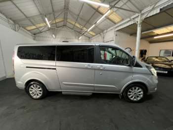 Used Ford Tourneo Custom 2018 for sale - 73010179: Photo
