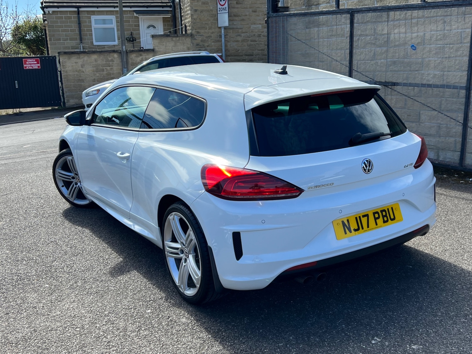 Used Volkswagen Scirocco 2017 for sale - 78143718: Photo 10