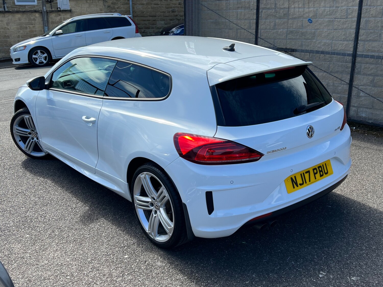 Used Volkswagen Scirocco 2017 for sale - 78143718: Photo 11