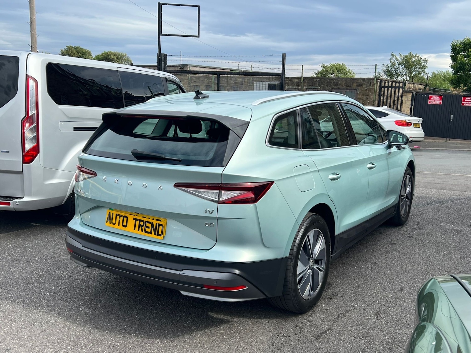 Vehicle 29