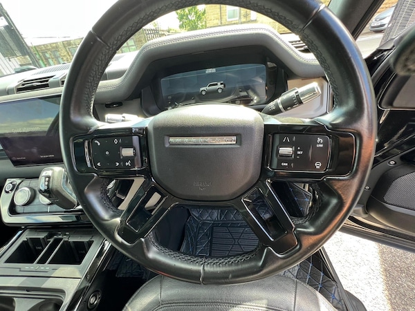 Used Land Rover Defender 2022 for sale - 75542259: Photo 10