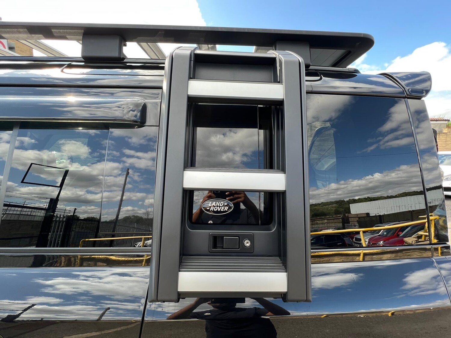 Vehicle 28