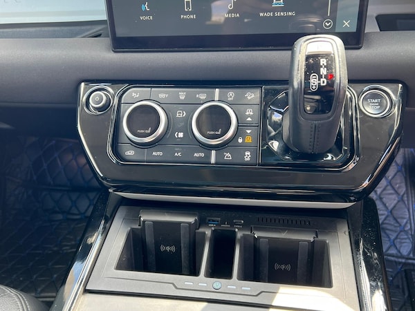 Used Land Rover Defender 2022 for sale - 75542259: Photo 47