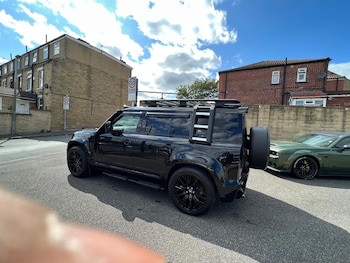 Used Land Rover Defender 2022 for sale - 75542259: Photo