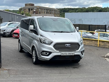 2018 (68) - 2.0 EcoBlue 130ps Low Roof 8 Seater Titanium