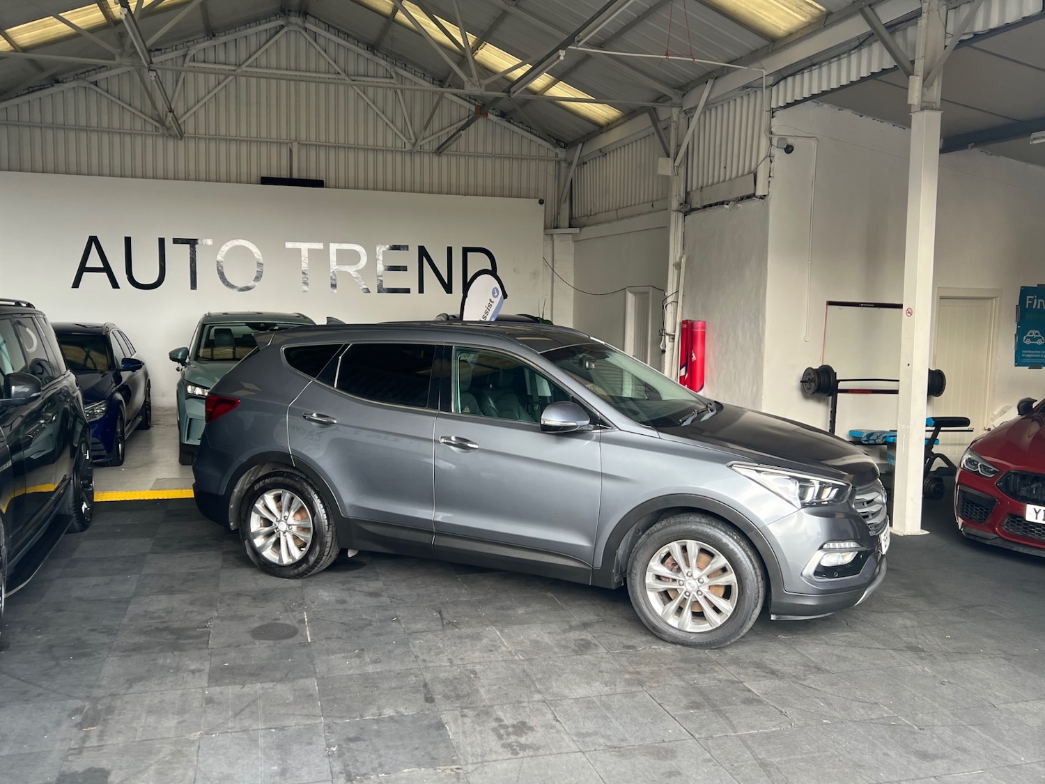 Used Hyundai Santa Fe 2017 for sale - 77675754: Photo 14