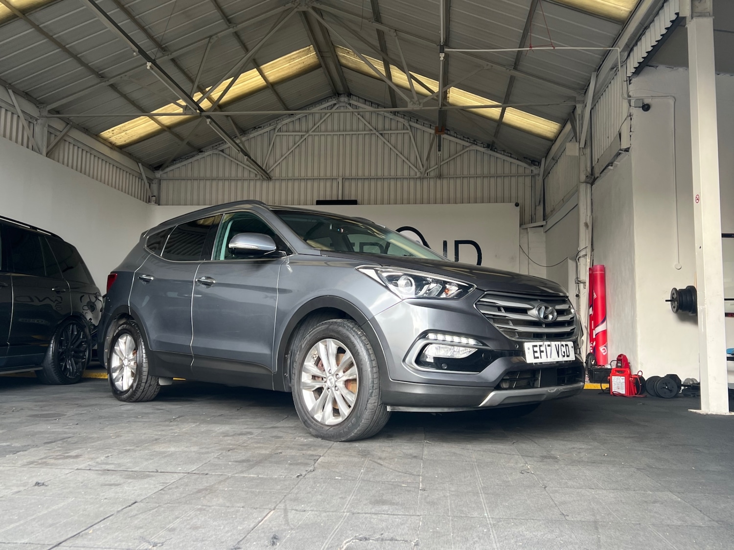 Used Hyundai Santa Fe 2017 for sale - 77675754: Photo 16