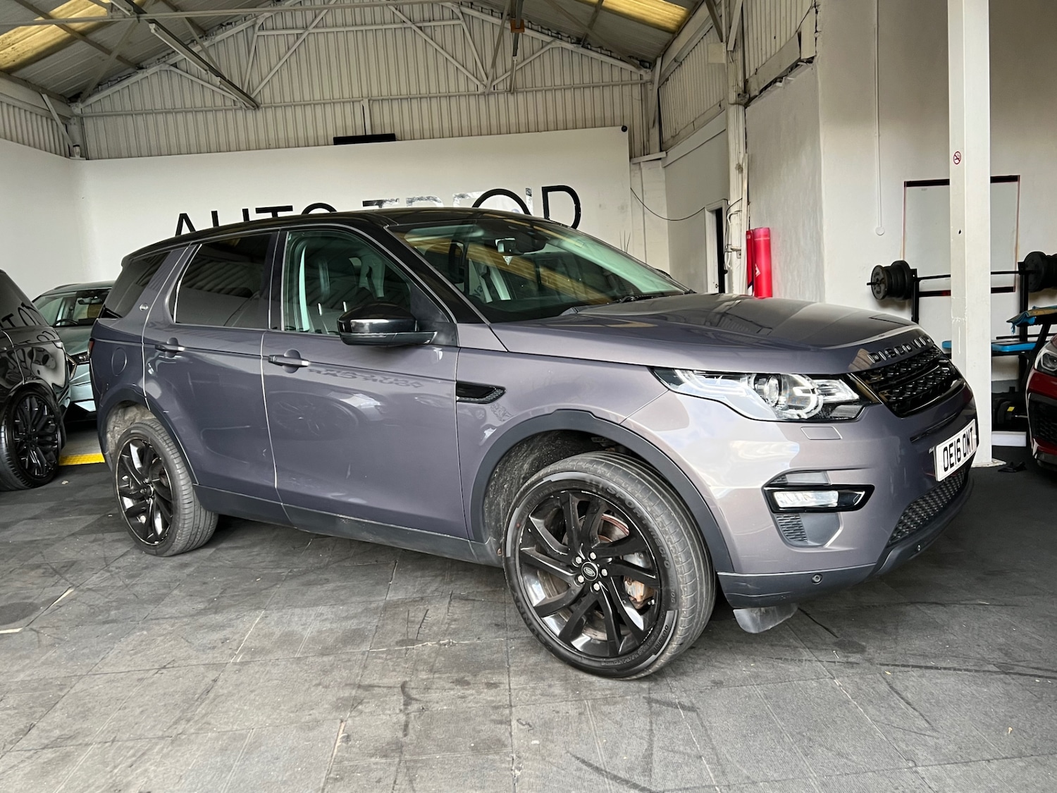 Used Land Rover Discovery Sport 2016 for sale - 77873643: Photo 10