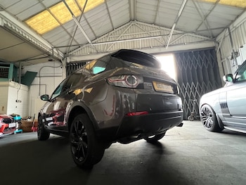 Used Land Rover Discovery Sport 2016 for sale - 77873643: Photo