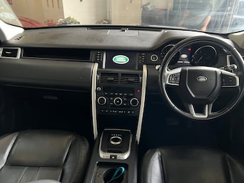 Used Land Rover Discovery Sport 2016 for sale - 77873643: Photo