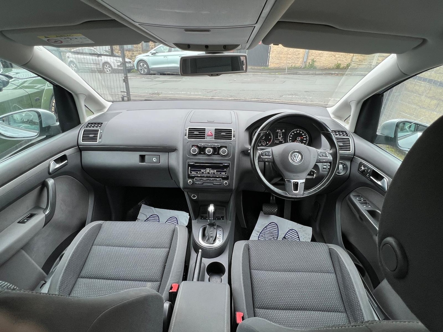Used Volkswagen Touran 2014 for sale - 76128829: Photo 10