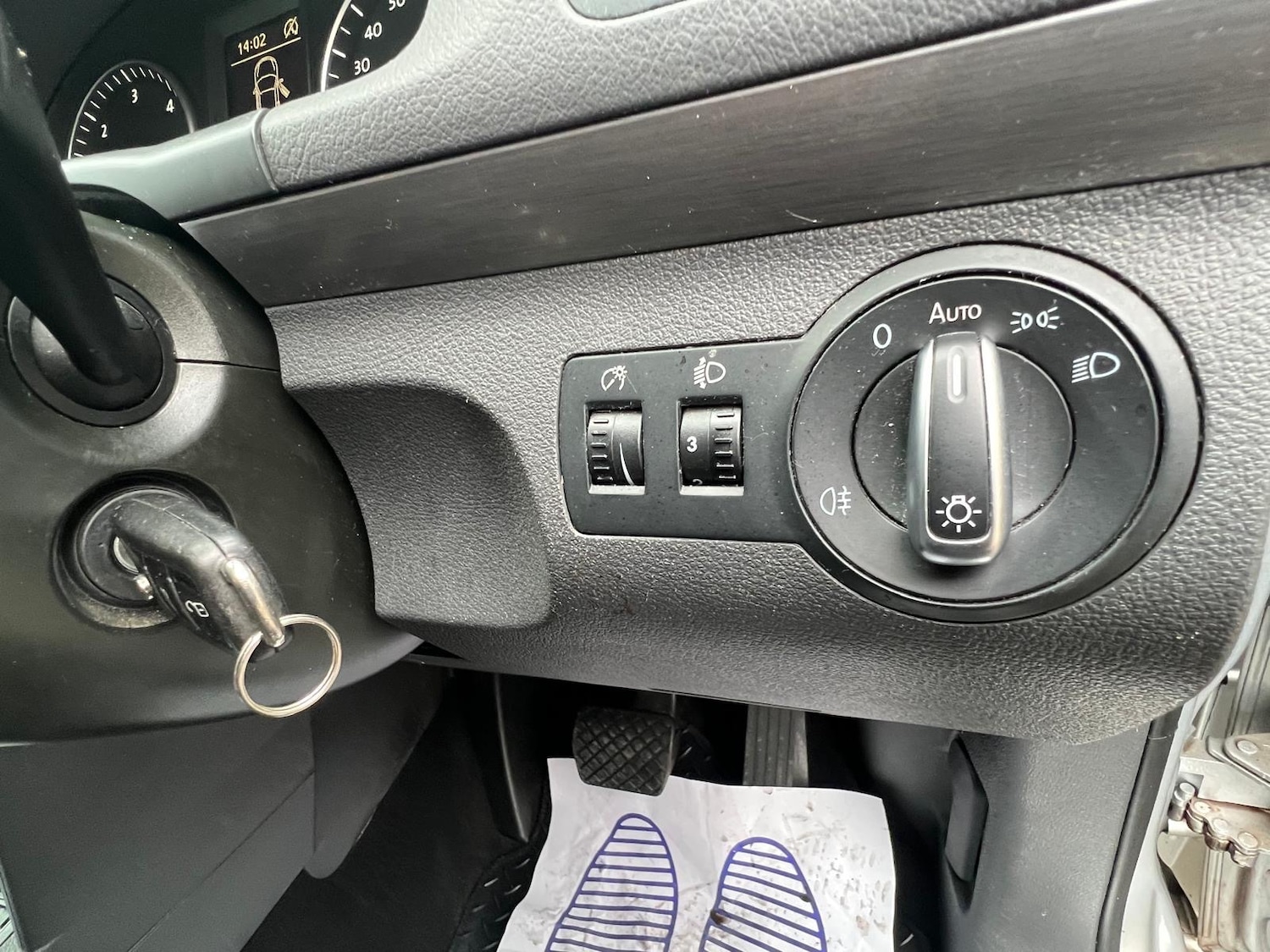 Used Volkswagen Touran 2014 for sale - 76128829: Photo 14