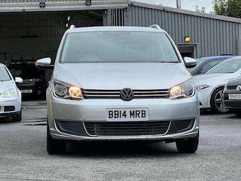 Used Volkswagen Touran 2014 for sale - 76128829: Photo 2